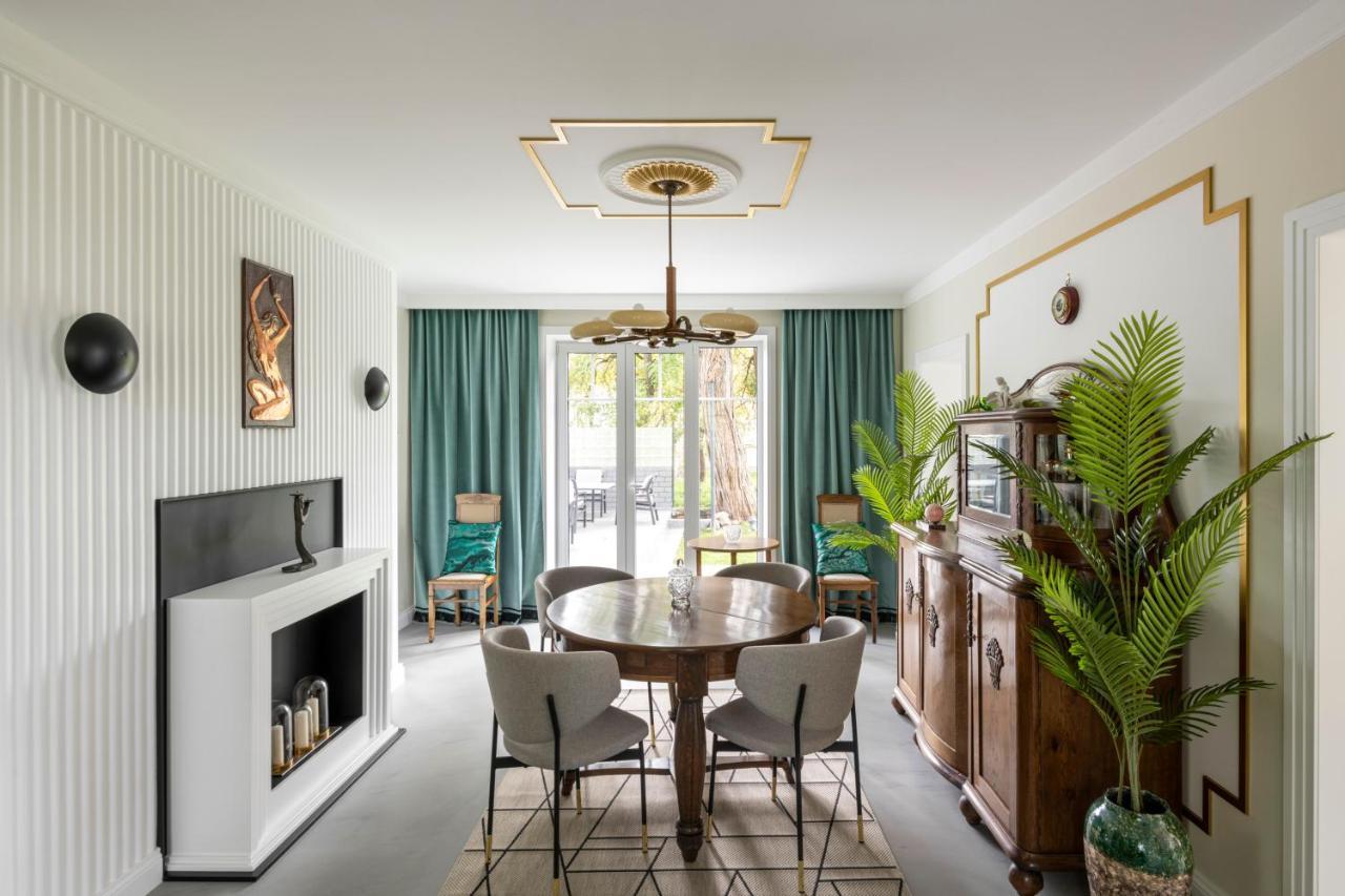 Suite With Private Bathroom At Three Bedroom Interwar Villa Grabyte With Daily Spaces To Share By Pine Forest On The Bank Of The River- 8Min By Car From Old Town Kaunas Luaran gambar